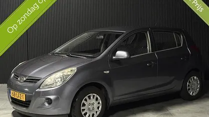 Grijs Occasion 2010 Hyundai i20 Hatchback | € 2.999 (Eerlijke prijs)