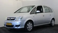 Grijs Gebruikt 2007 Opel Meriva MPV | € 1.950 (Eerlijke prijs)