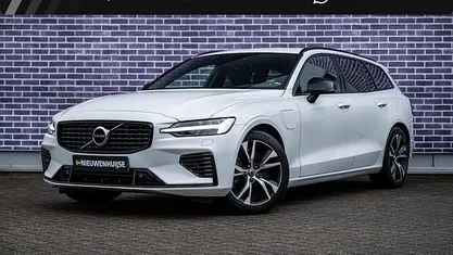 Occasion 2022 Volvo V60 Plus Stationwagen | € 37.399 (Goede deal)