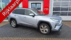 Gebruikt 2019 Toyota RAV4 Edition SUV | € 31.900 (Eerlijke prijs)