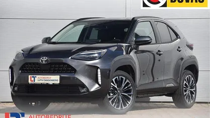 Grijs Nieuw 2025 Toyota Yaris Cross Executive SUV | € 34.950 (Eerlijke prijs)