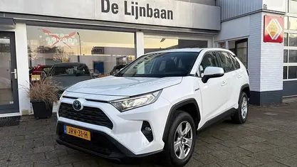 Wit Occasion 2020 Toyota RAV4 Active SUV | € 25.750 (Goede deal)
