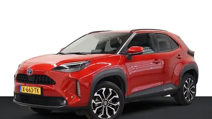 Rood Occasion 2024 Toyota Yaris Cross SUV | € 28.950 (Eerlijke prijs)
