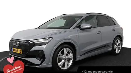 Occasion Audi Q4 e-tron Basis 11 kW (15 PK) 2021 Grijs SUV