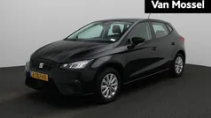 Zwart Gebruikt 2022 Seat Ibiza Business Hatchback | € 16.900 (Eerlijke prijs)