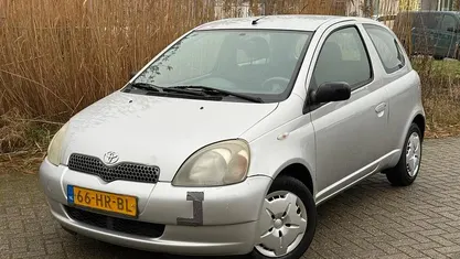 Gebruikt 2001 Toyota Yaris Luna Hatchback | € 950 (Goede deal)