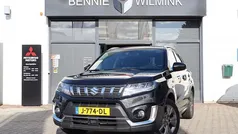 Zwart Gebruikt 2020 Suzuki Vitara SUV | € 18.350 (Eerlijke prijs)