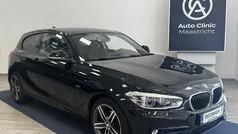 Zwart Gebruikt 2016 BMW 116 Executive Hatchback | € 11.945 (Eerlijke prijs)