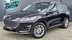 Zwart Gebruikt 2022 Ford Kuga Vignale SUV | € 29.240 (Eerlijke prijs)