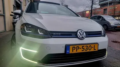 Gebruikt 2015 VW Golf VII GTE Hatchback | € 9.950 (Goede deal)