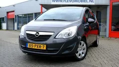 Grijs, metallic lak Gebruikt 2011 Opel Meriva Edition MPV | € 5.850 (Eerlijke prijs)