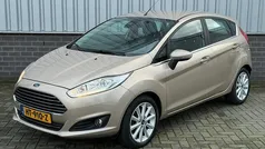 Bruin Gebruikt 2016 Ford Fiesta Titanium Hatchback | € 6.995 (Eerlijke prijs)