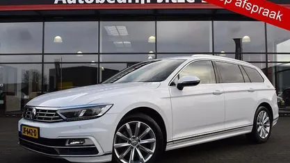Wit Gebruikt 2016 VW Passat Highline Stationwagen | € 9.950 (Eerlijke prijs)