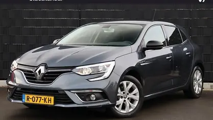 Grijs metallic Gebruikt 2019 Renault Mégane IV LIMITED Hatchback | € 13.950 (Eerlijke prijs)