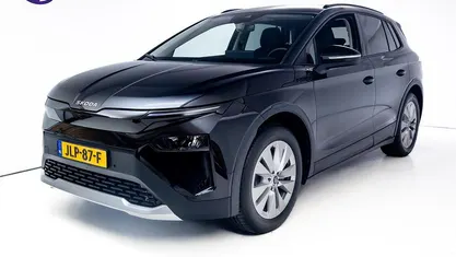 Zwart Nieuw 2025 Skoda Elroq Business Line SUV | € 38.450 (Goede deal)