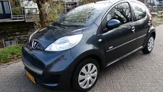 Grijs Gebruikt 2011 Peugeot 107 Hatchback | € 2.995 (Eerlijke prijs)