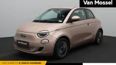 Gebruikt 2022 Fiat 500e Icon Hatchback | € 18.900 (Eerlijke prijs)