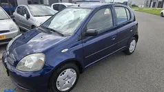 Blauw Gebruikt 2001 Toyota Yaris Luna Hatchback | € 1.450 (Eerlijke prijs)