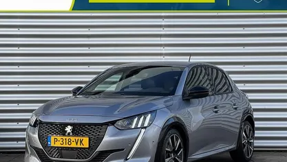 Gebruikt 2021 Peugeot 208 GT Hatchback | € 18.935 (Eerlijke prijs)