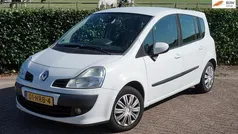Wit Gebruikt 2009 Renault Grand Modus Dynamique MPV | € 999 (Goede deal)