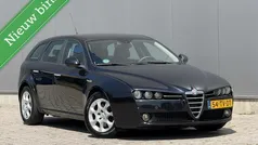 Zwart Gebruikt 2007 Alfa Romeo 159 Distinctive Stationwagen | € 2.190 (Goede deal)