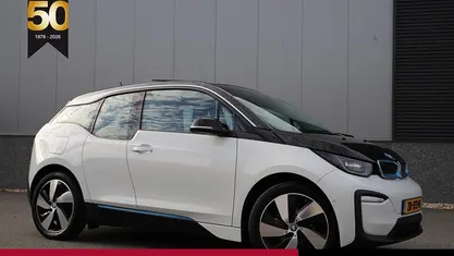 Wit Gebruikt 2019 BMW i3 Executive Hatchback | € 18.940 (Goede deal)