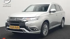 Gebruikt 2020 Mitsubishi Outlander P-HEV Intense+ SUV | € 25.410 (Eerlijke prijs)