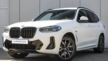 Alpinweiss iii Gebruikt 2022 BMW X3 Executive SUV | € 46.450 (Eerlijke prijs)