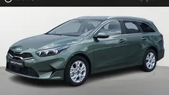 Groen Nieuw 2025 Kia Ceed Sportswagon Stationwagen | € 37.790 (Eerlijke prijs)