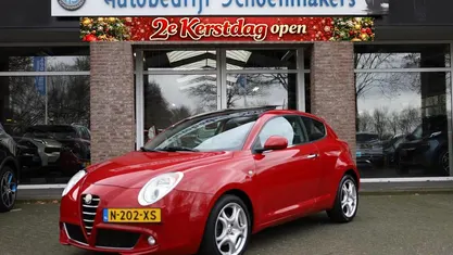 Rood Gebruikt 2009 Alfa Romeo MiTo Progression Hatchback | € 4.445 (Eerlijke prijs)