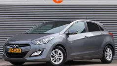 Grijs Gebruikt 2015 Hyundai i30 Hatchback | € 7.950 (Eerlijke prijs)