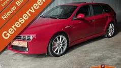 Rood Gebruikt 2010 Alfa Romeo 159 Distinctive Stationwagen | € 3.195 (Eerlijke prijs)
