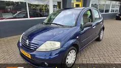 Blauw Gebruikt 2004 Citroën C3 Exclusive Hatchback | € 1.440 (Eerlijke prijs)