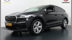 Zwart Gebruikt 2023 Skoda Enyaq iV Business Line SUV | € 26.895 (Eerlijke prijs)