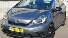 Grijs, metallic lak Gebruikt 2021 Honda Jazz Elegance Hatchback | € 21.900 (Eerlijke prijs)