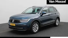 Gebruikt 2022 VW Tiguan Life SUV | € 30.400 (Eerlijke prijs)
