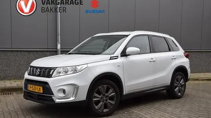Wit Occasion 2022 Suzuki Vitara SUV | € 18.950 (Super prijs)