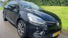 Zwart Gebruikt 2017 Renault Clio GrandTour Intens Stationwagen | € 7.495 (Eerlijke prijs)