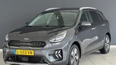 Grijs Gebruikt 2021 Kia Niro SUV | € 19.945 (Eerlijke prijs)