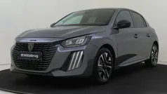 Grijs, metallic lak Gebruikt 2024 Peugeot 208 Allure Hatchback | € 21.925 (Eerlijke prijs)