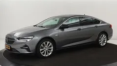 Gebruikt 2021 Opel Insignia Ultimate Hatchback | € 17.900 (Eerlijke prijs)