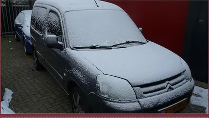 Grijs (metallic) Gebruikt 2003 Citroën Berlingo MPV | € 2.950 (Eerlijke prijs)