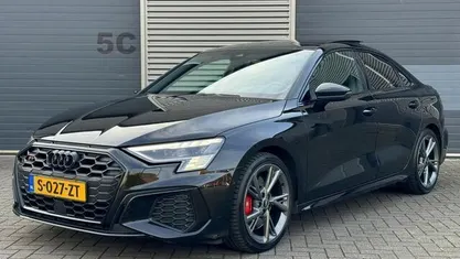 Zwart Gebruikt 2021 Audi S3 Edition .1 Sedan | € 42.950 (Eerlijke prijs)