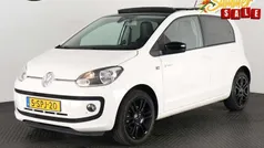 Wit Gebruikt 2013 VW up! Groove Hatchback | € 8.200 (Eerlijke prijs)
