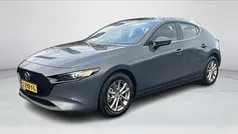 Grijs Gebruikt 2023 Mazda 3 Comfort Hatchback | € 26.850 (Eerlijke prijs)