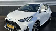 Wit Gebruikt 2023 Toyota Yaris Hatchback | € 23.400 (Eerlijke prijs)