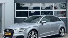 Grijs Gebruikt 2017 Audi A3 Sportback S-Line Hatchback | € 16.950 (Eerlijke prijs)