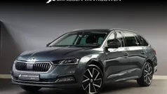 Grijs Gebruikt 2021 Skoda Octavia Business Line Stationwagen | € 25.885 (Eerlijke prijs)