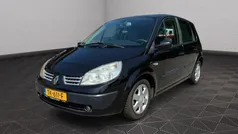 Gebruikt 2003 Renault Scénic Expression MPV | € 2.149 (Eerlijke prijs)