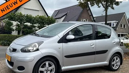 Occasion 2011 Toyota Aygo Comfort Hatchback | € 3.890 (Eerlijke prijs)